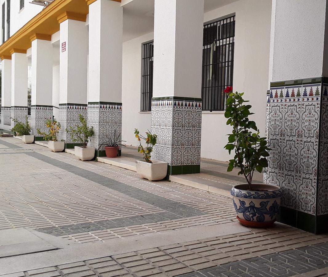 Sherryflat Merito - Parking Jerez de la Frontera Exterior foto